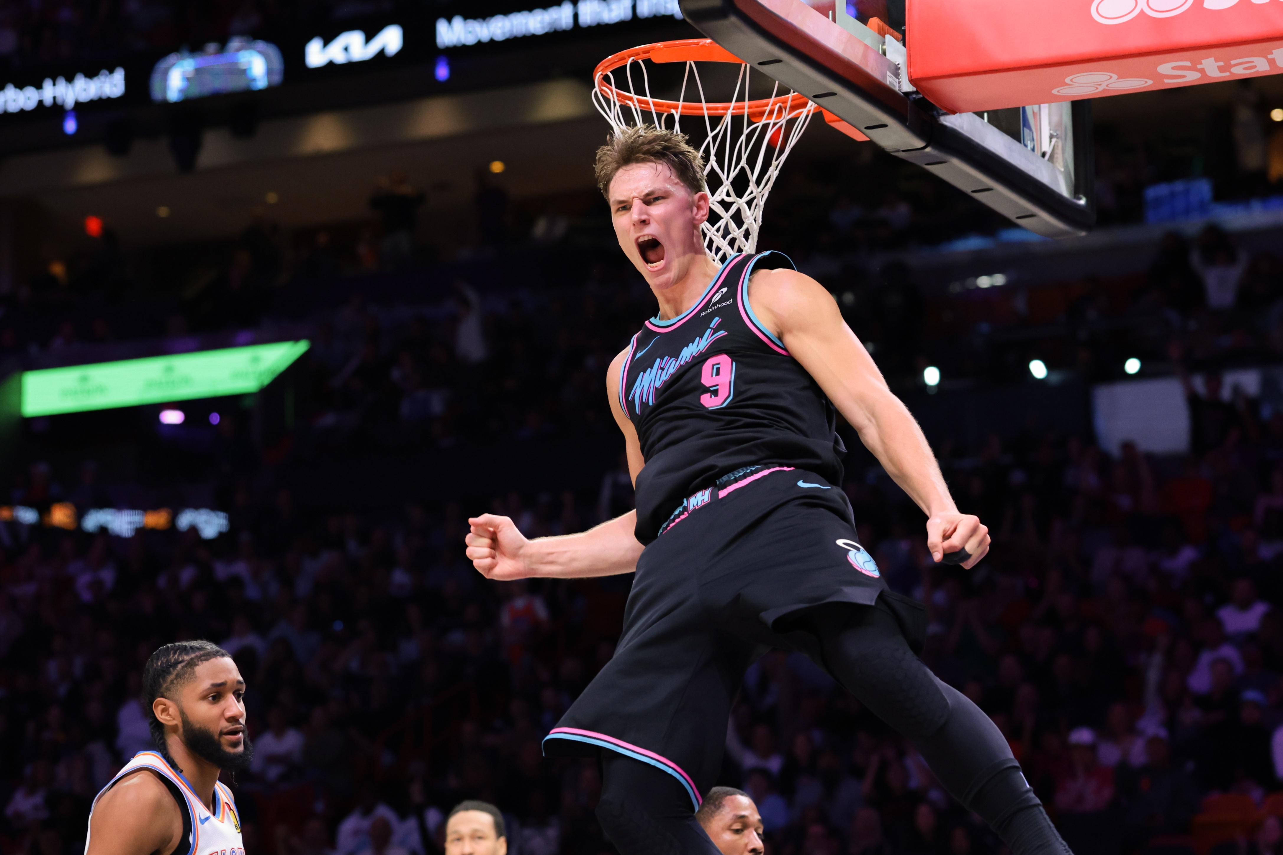 乐鱼娱乐在线登录入口-9中7砍16分6板！拉松谈表现：向教练队友学习 教练非常相信我们